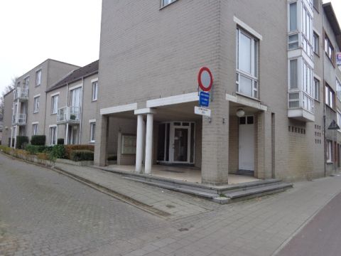 Maurice Dequeeckerplein